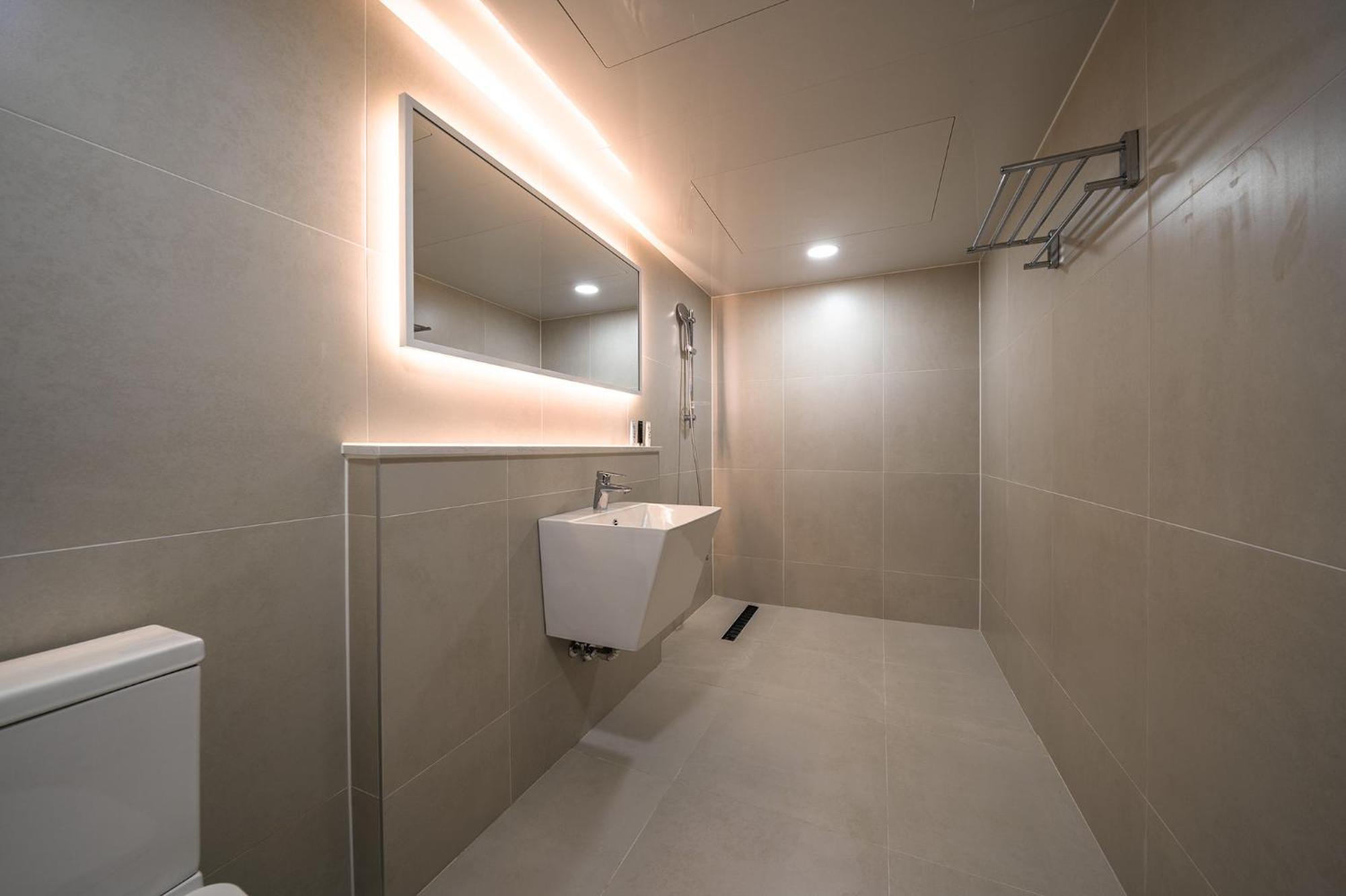 Mono Hotel Suwon Exterior photo